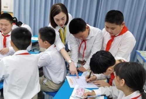 課后延時(shí)服務(wù)調(diào)整引發(fā)熱議 服務(wù)款將退還，家長反應(yīng)不一